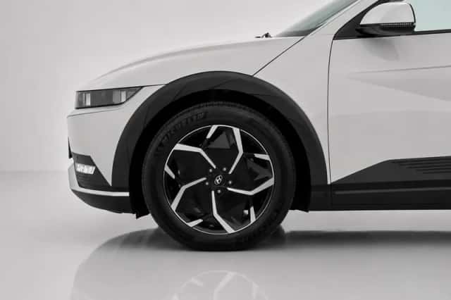 Hyundai Ioniq 5 (2022) thumbnail 5