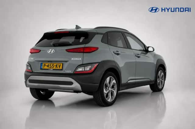 Hyundai Kona (2022) thumbnail 3