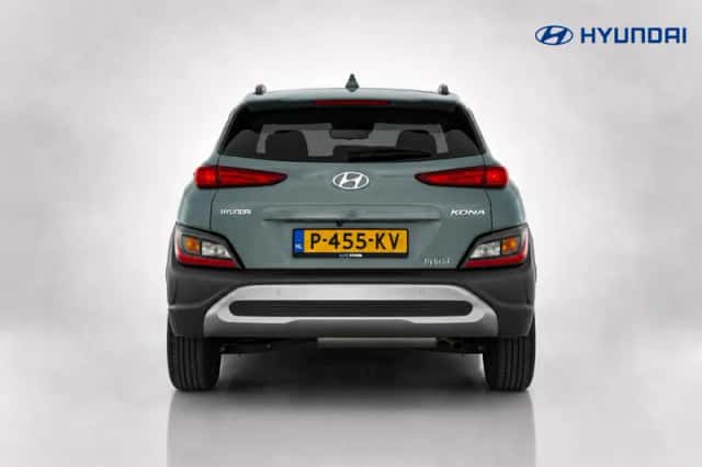 Hyundai Kona (2022) thumbnail 4