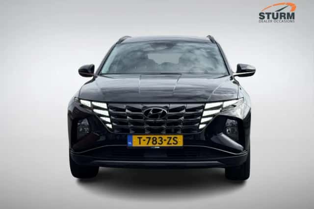 Hyundai Tucson (2023) thumbnail 2