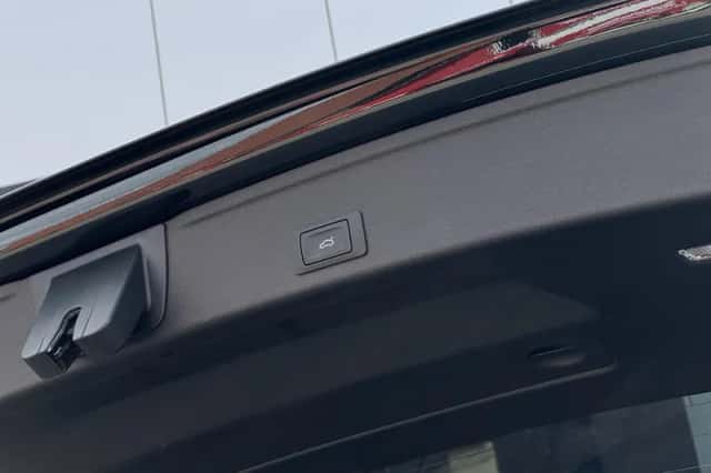 Audi A4 (2023) thumbnail 23