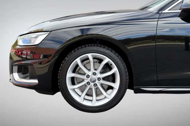 Audi A4 (2023) thumbnail 8