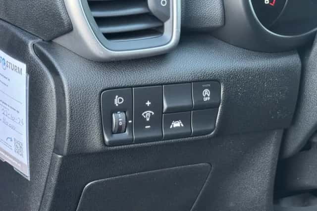 Kia Sportage (2019) thumbnail 23