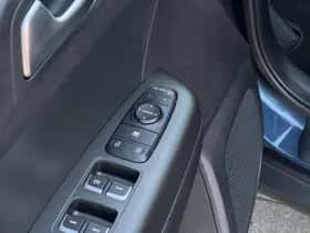 Kia Sportage (2019) thumbnail 25