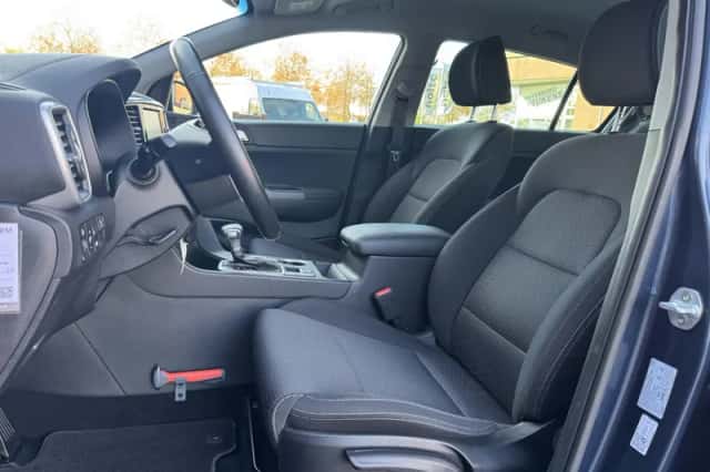 Kia Sportage (2019) thumbnail 9