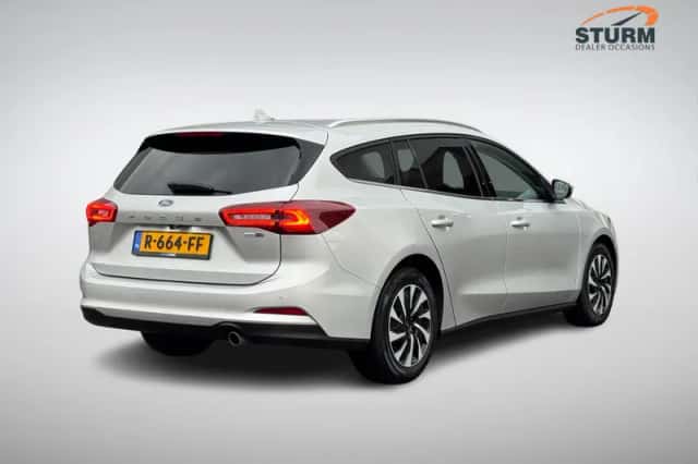 Ford Focus (2022) thumbnail 4