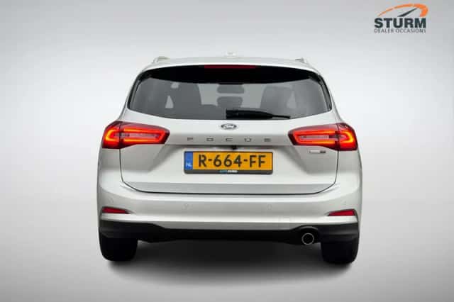 Ford Focus (2022) thumbnail 5