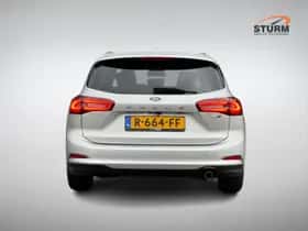 Ford Focus (2022) thumbnail 5