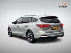 Ford Focus (2022) thumbnail 6