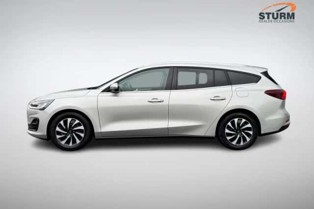 Ford Focus (2022) thumbnail 7
