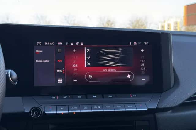 Opel Astra (2023) thumbnail 27