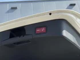 Mercedes-Benz C-Klasse (2017) thumbnail 24