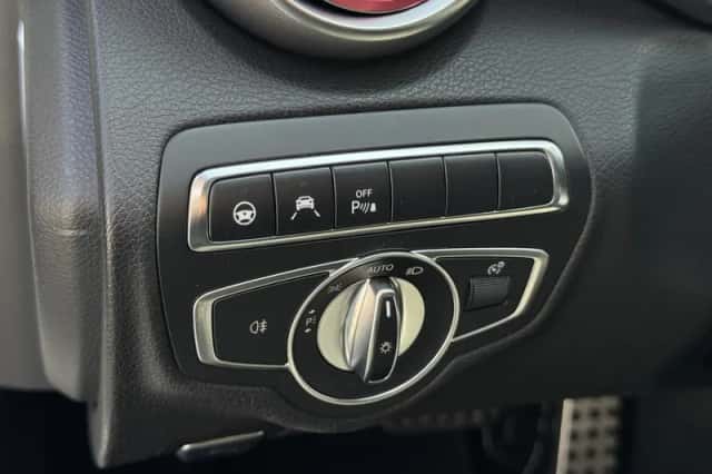 Mercedes-Benz C-Klasse (2017) thumbnail 35