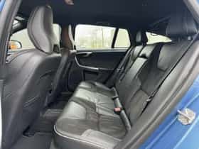 Volvo V60 (2015) thumbnail 12