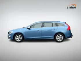 Volvo V60 (2015) thumbnail 7