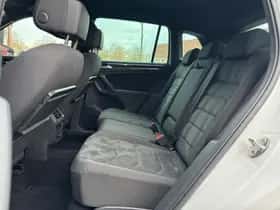 Volkswagen Tiguan (2019) thumbnail 12