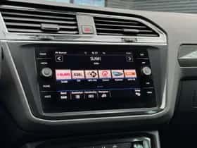 Volkswagen Tiguan (2019) thumbnail 17