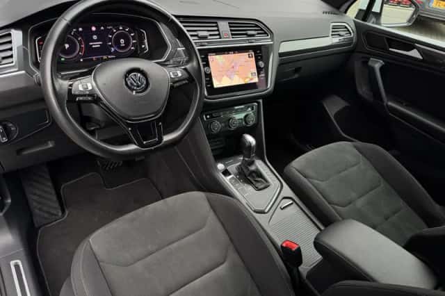 Volkswagen Tiguan (2019) thumbnail 10