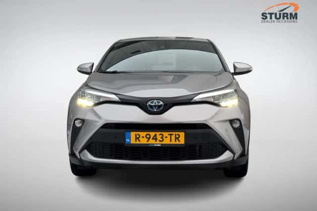 Toyota C-HR (2021) thumbnail 2