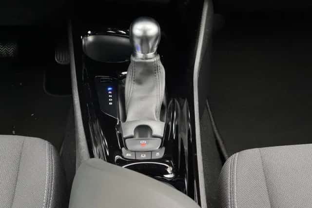 Toyota C-HR (2021) thumbnail 19