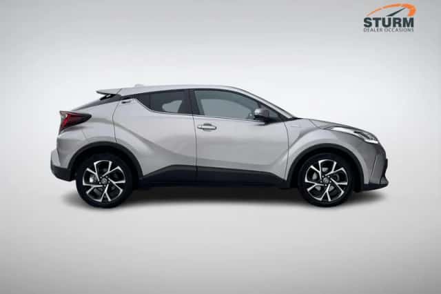Toyota C-HR (2021) thumbnail 3