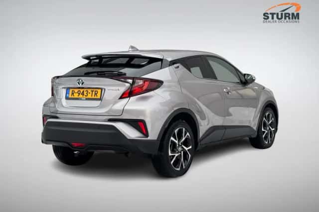 Toyota C-HR (2021) thumbnail 4