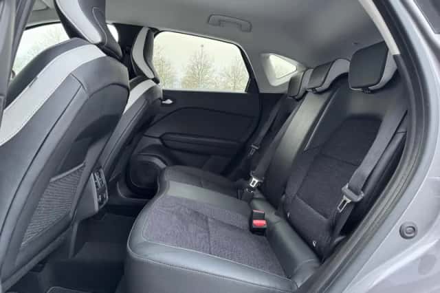 Renault Captur (2020) thumbnail 12