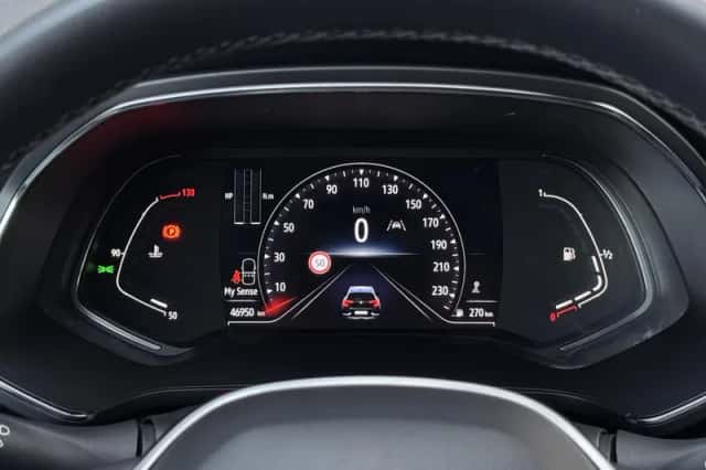 Renault Captur (2020) thumbnail 24