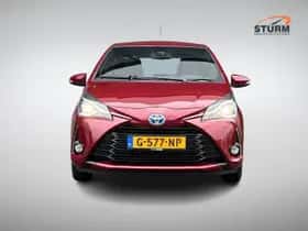 Toyota Yaris (2019) thumbnail 2