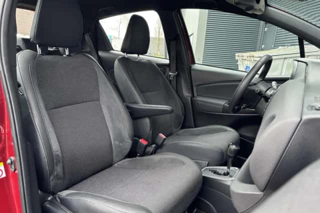 Toyota Yaris (2019) thumbnail 12