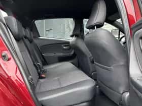Toyota Yaris (2019) thumbnail 13