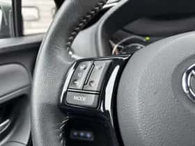 Toyota Yaris (2019) thumbnail 15