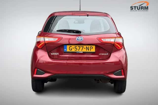 Toyota Yaris (2019) thumbnail 5