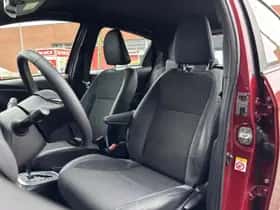 Toyota Yaris (2019) thumbnail 9