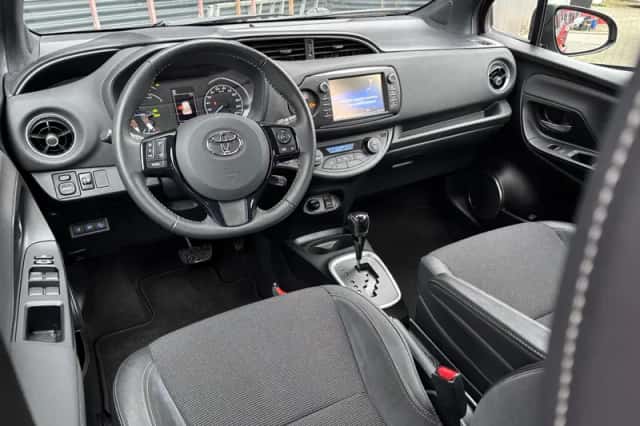 Toyota Yaris (2019) thumbnail 10
