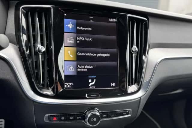 Volvo S60 (2021) thumbnail 14