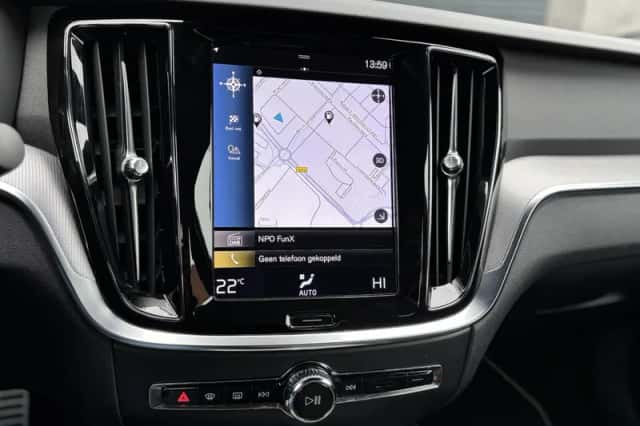 Volvo S60 (2021) thumbnail 16