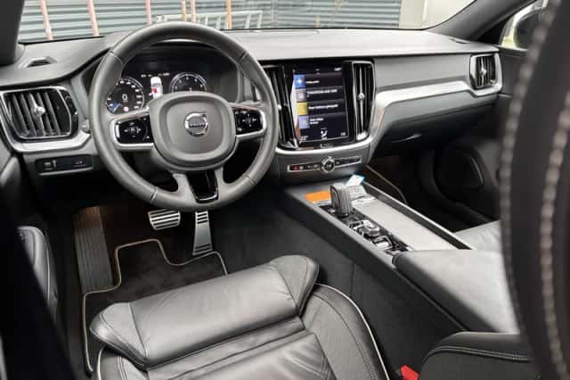 Volvo S60 (2021) thumbnail 7