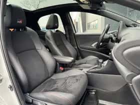 Toyota Yaris (2023) thumbnail 11