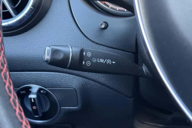 Mercedes-Benz CLA-Klasse (2019) thumbnail 23