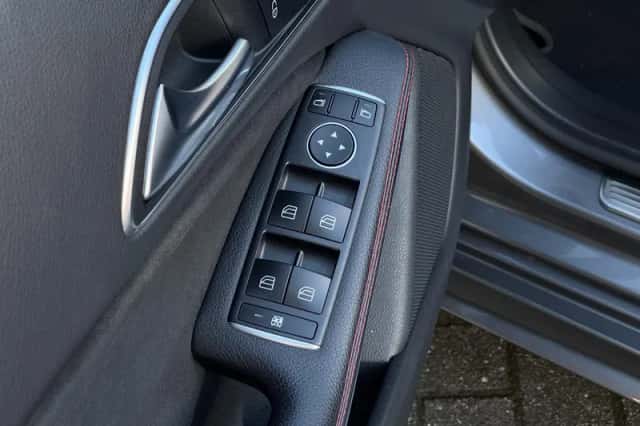 Mercedes-Benz CLA-Klasse (2019) thumbnail 24