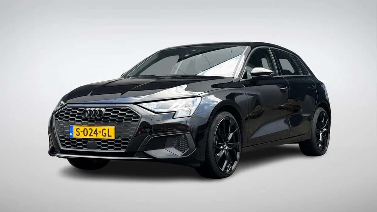 Audi A3 (2023) — foto 1