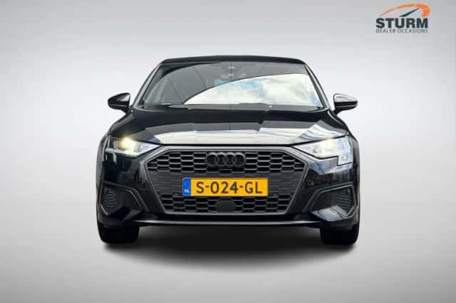 Audi A3 (2023) thumbnail 2