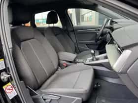 Audi A3 (2023) thumbnail 11