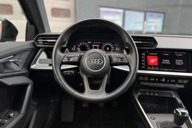 Audi A3 (2023) thumbnail 14