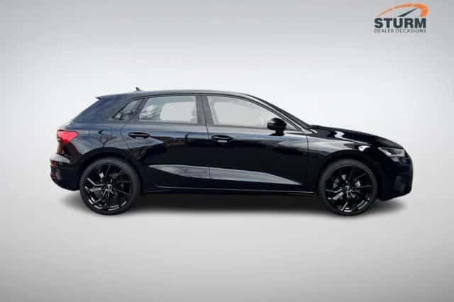 Audi A3 (2023) thumbnail 3