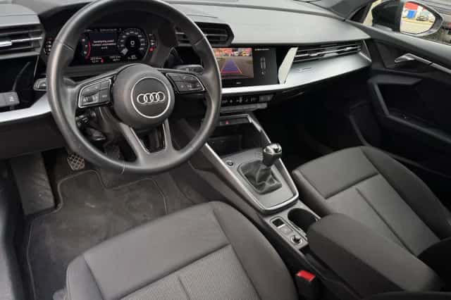 Audi A3 (2023) thumbnail 10