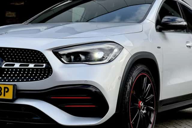 Mercedes-Benz GLA (2020) thumbnail 23