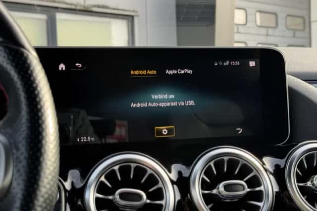 Mercedes-Benz GLA (2020) thumbnail 24