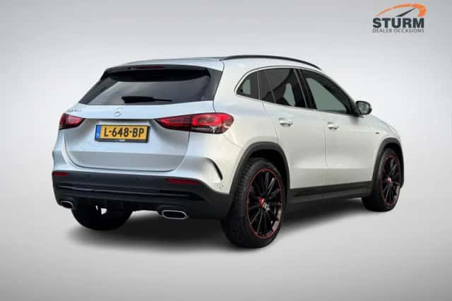 Mercedes-Benz GLA (2020) thumbnail 4